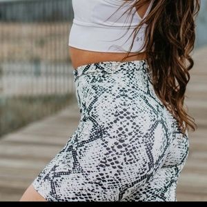 Balance Athletica Python biker shorts